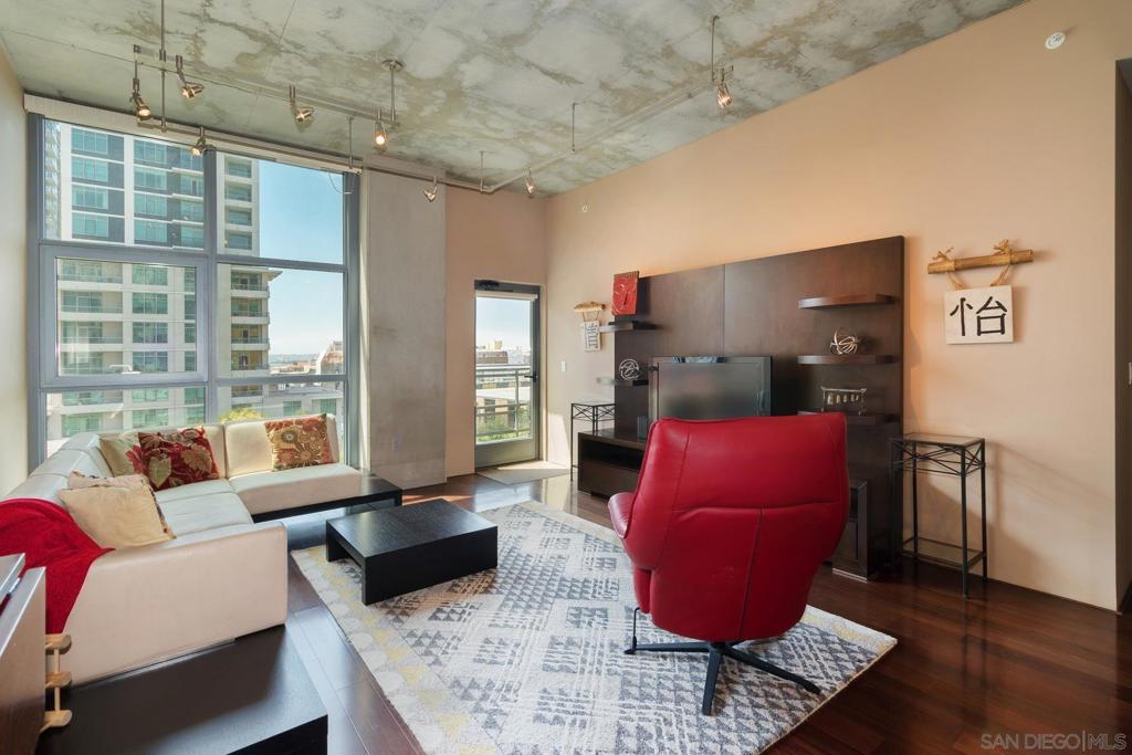 1494 Union 506, San Diego