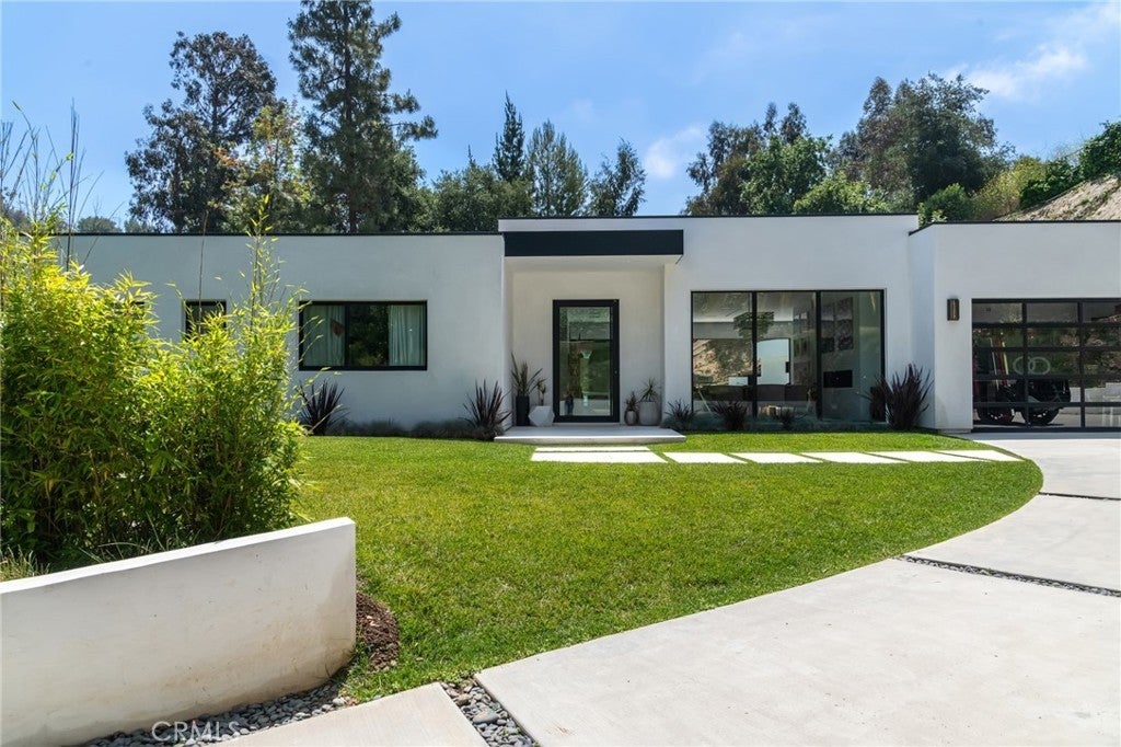 Photo of Listing #SB25083694