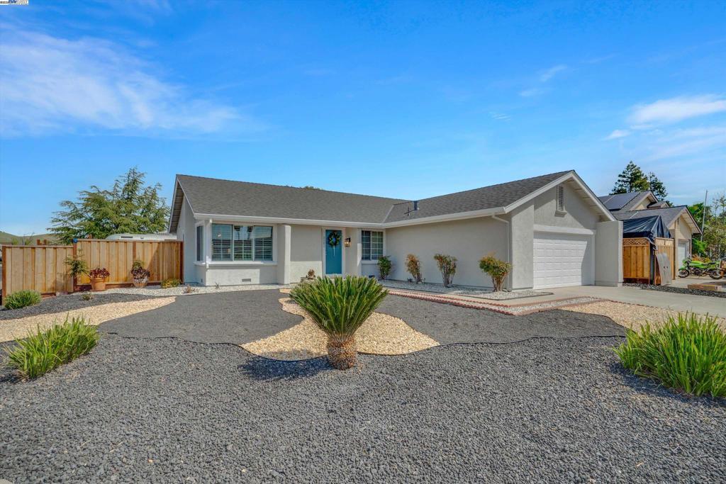 Photo of Listing #41093582