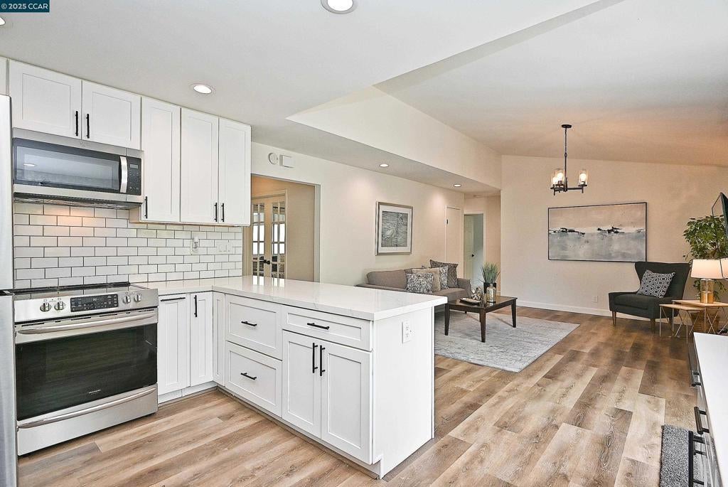 Photo of Listing #41093826