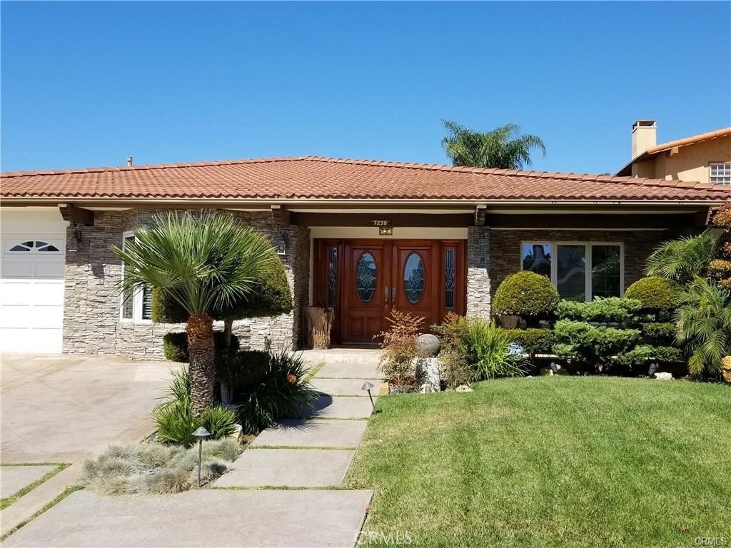 Photo of Listing #PV25087071