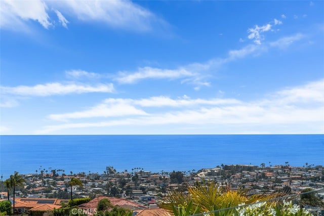 413 E Avenida Cordoba, San Clemente.