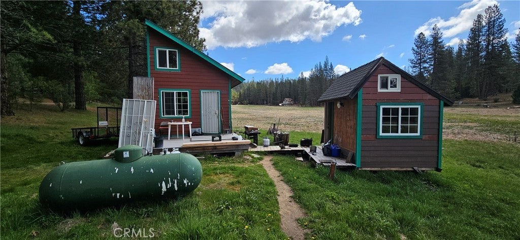 112 N Meadow Lane, North Fork