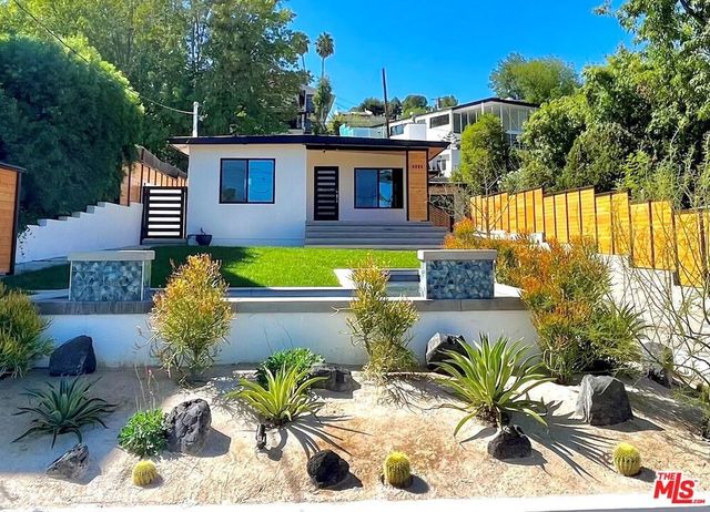 5005 Catalon Avenue, Woodland Hills