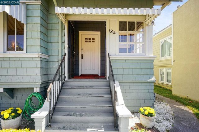 1322 Virginia Street, Berkeley