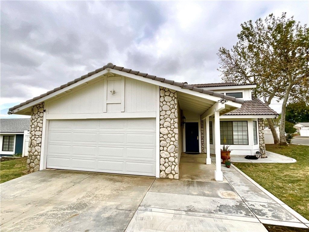 1078 W King Street, Banning