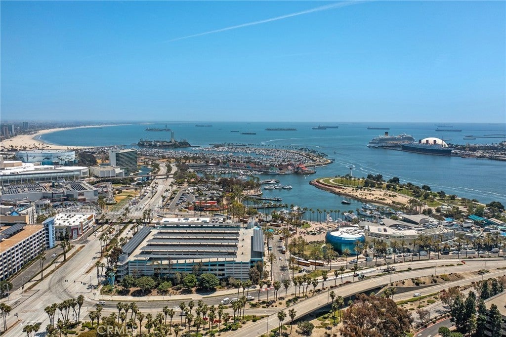Photo of Listing #OC25090136