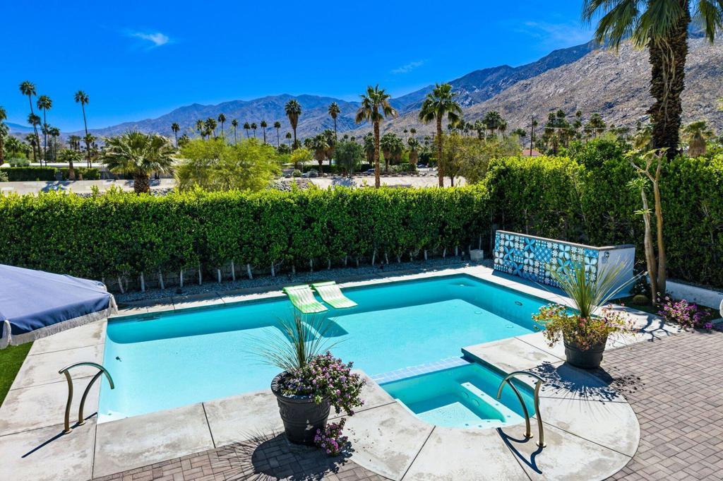 830 Riverside Drive, Palm Springs