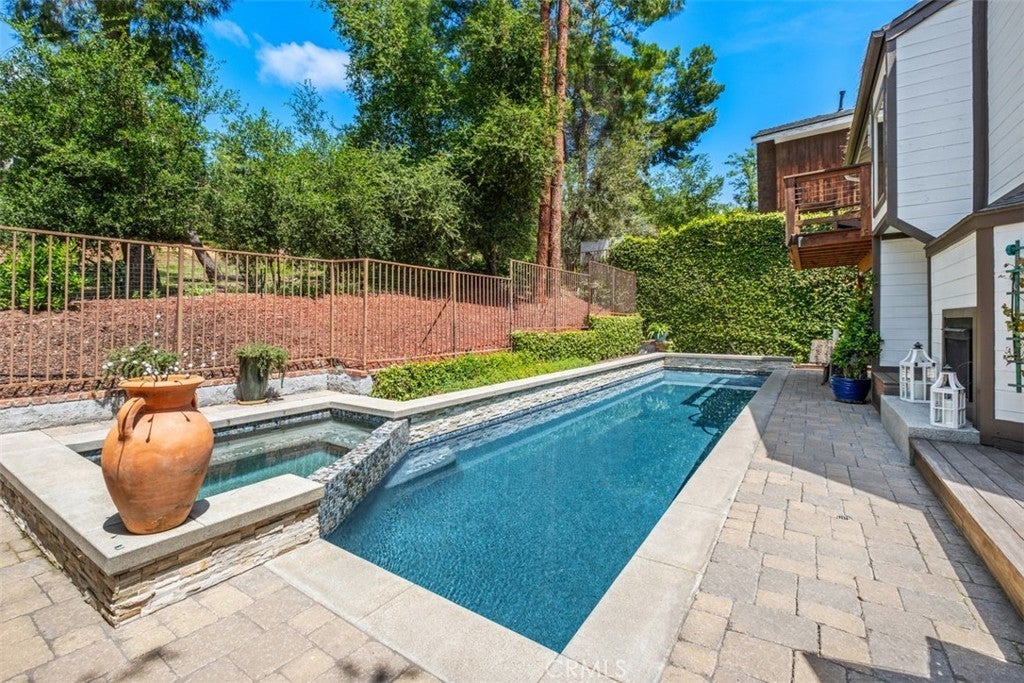 Photo of Listing #OC25090936