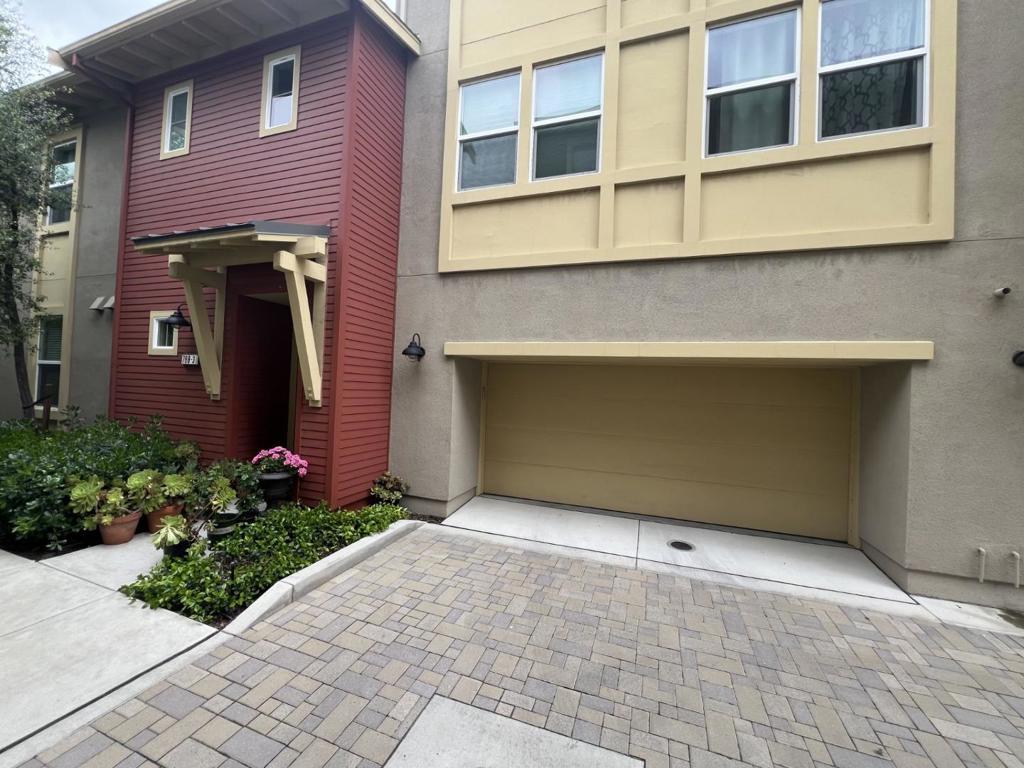 Photo of Listing #ML82004359
