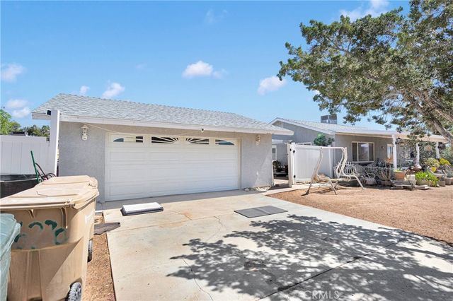 15558 Greenwood St, Hesperia