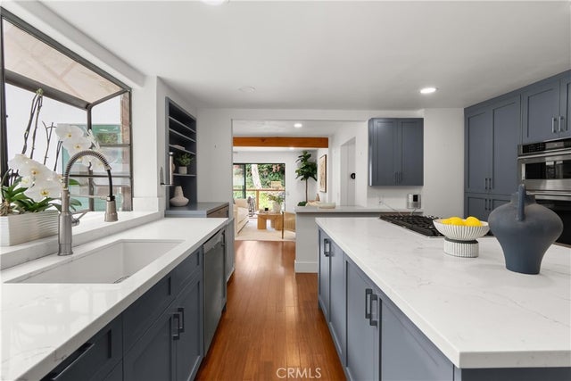 645 Griffith Way, Laguna Beach