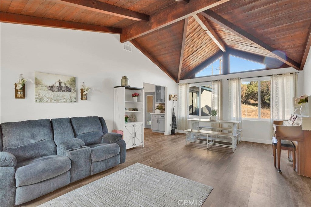 Photo of Listing #HD25094342