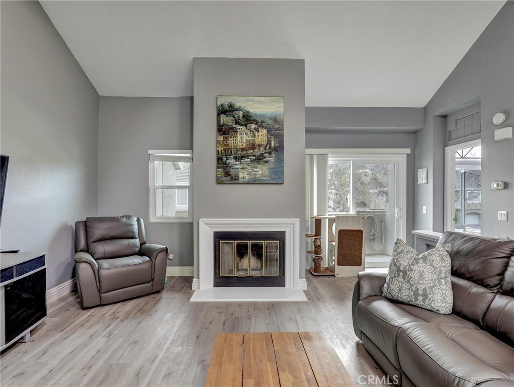 Photo of Listing #OC25095414