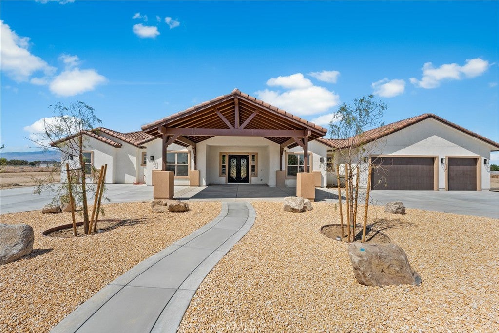 Photo of Listing #SR25094609