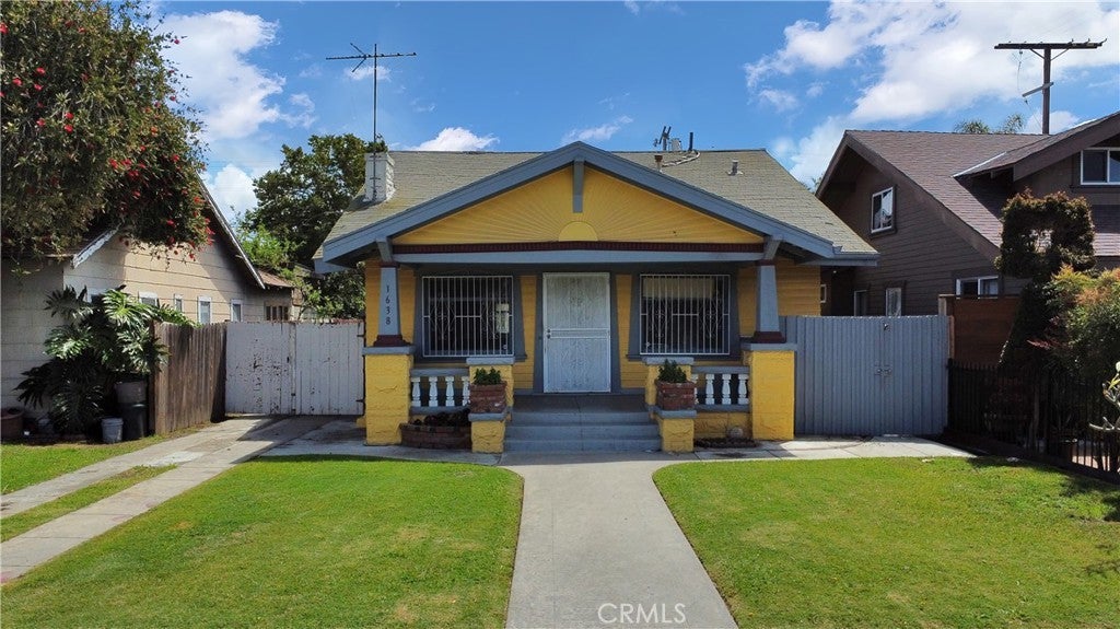 Photo of Listing #PW25096941