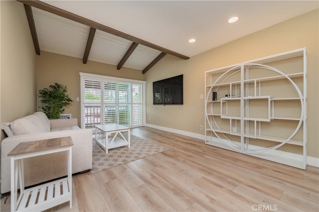 Photo of Listing #OC25098969