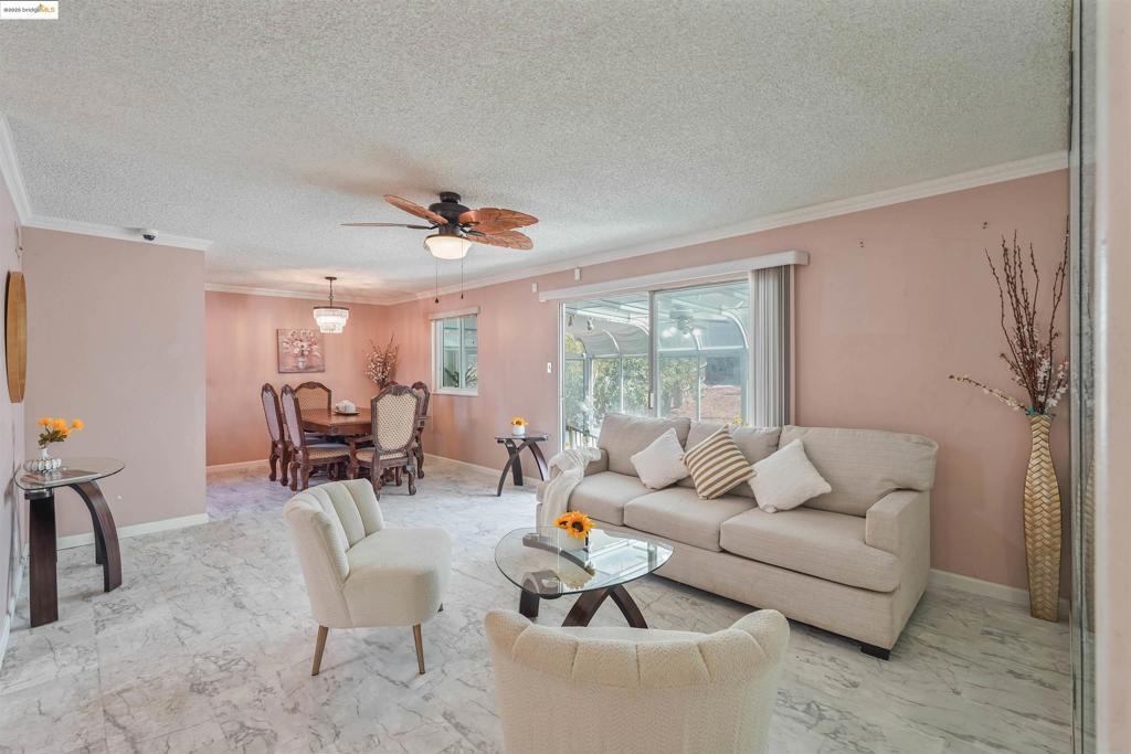 Photo of Listing #41096135