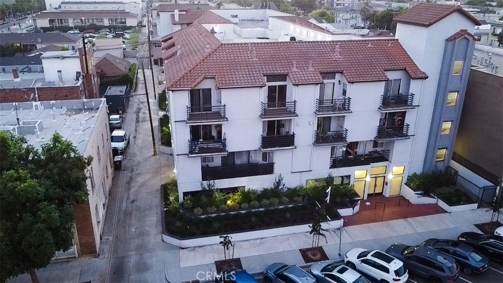 Photo of Listing #OC25101101