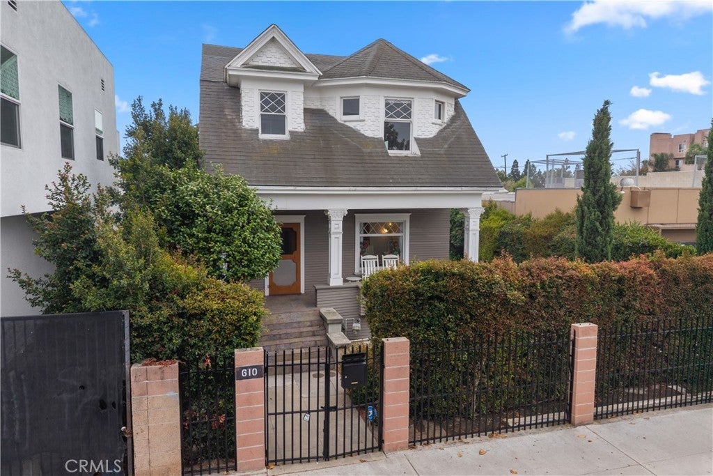 610 E 4th, Santa Ana