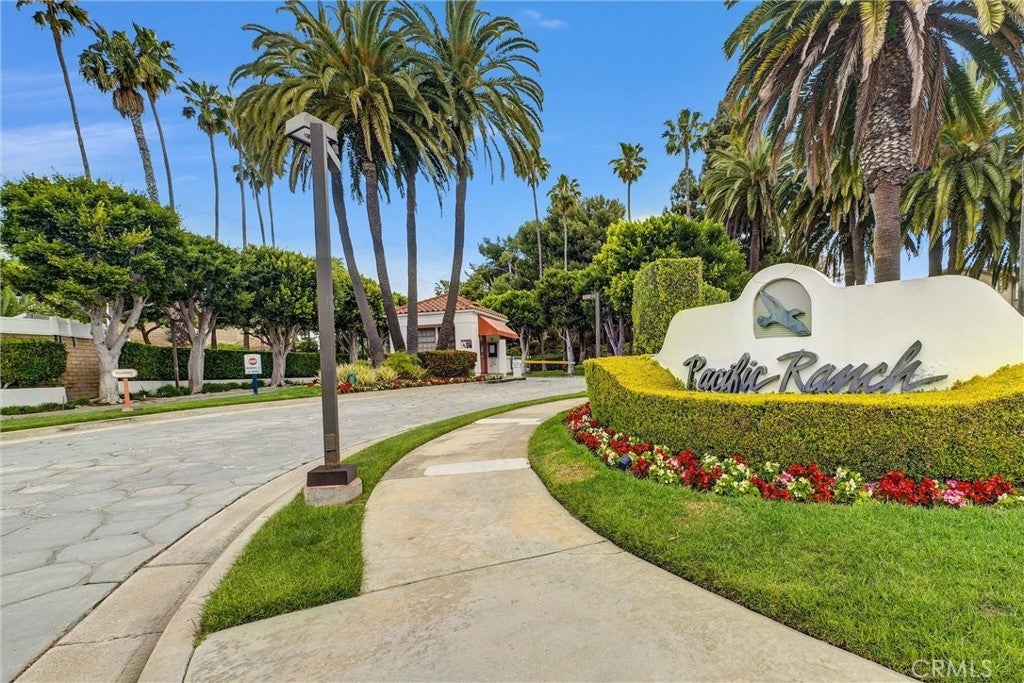 Photo of Listing #OC25101060