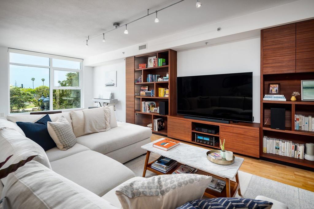 Photo of Listing #NDP2504572