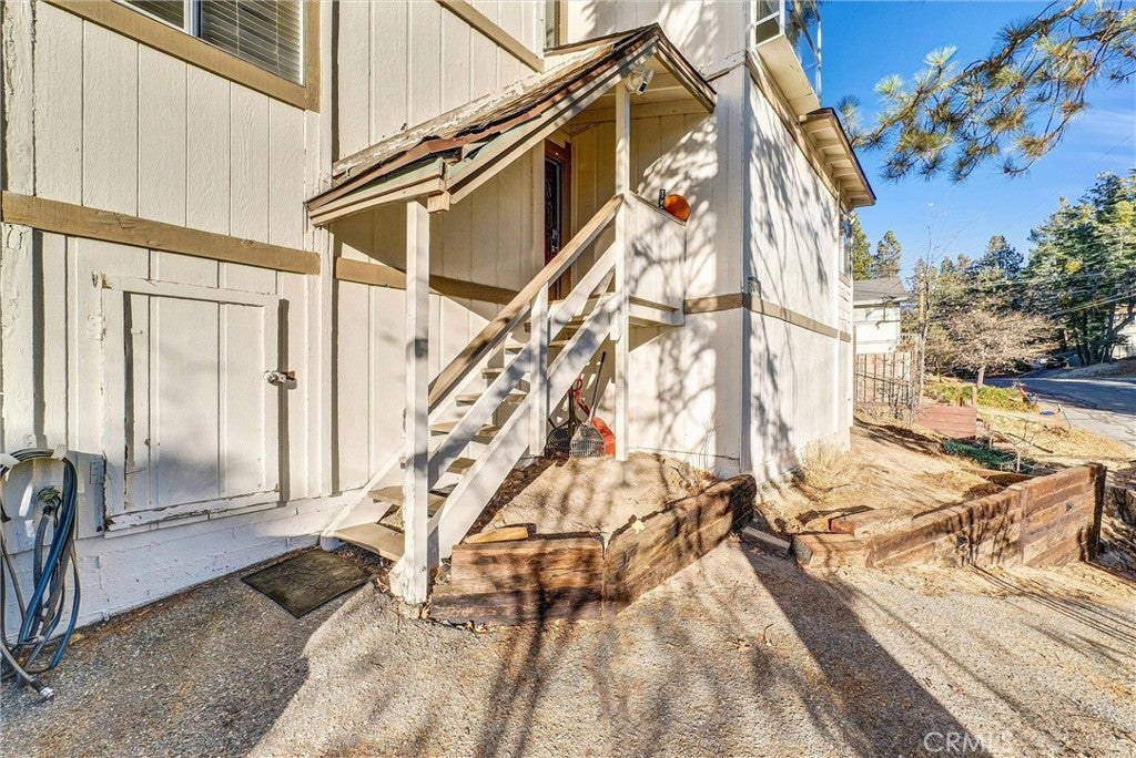 Listing photo for 32490 Scandia Drive, Running Springs, CA, Cabin home for sale