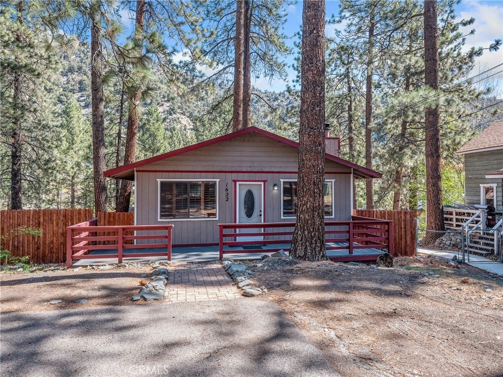 Listing photo for 1622 Ross Street, Wrightwood, CA, Cabin home for sale