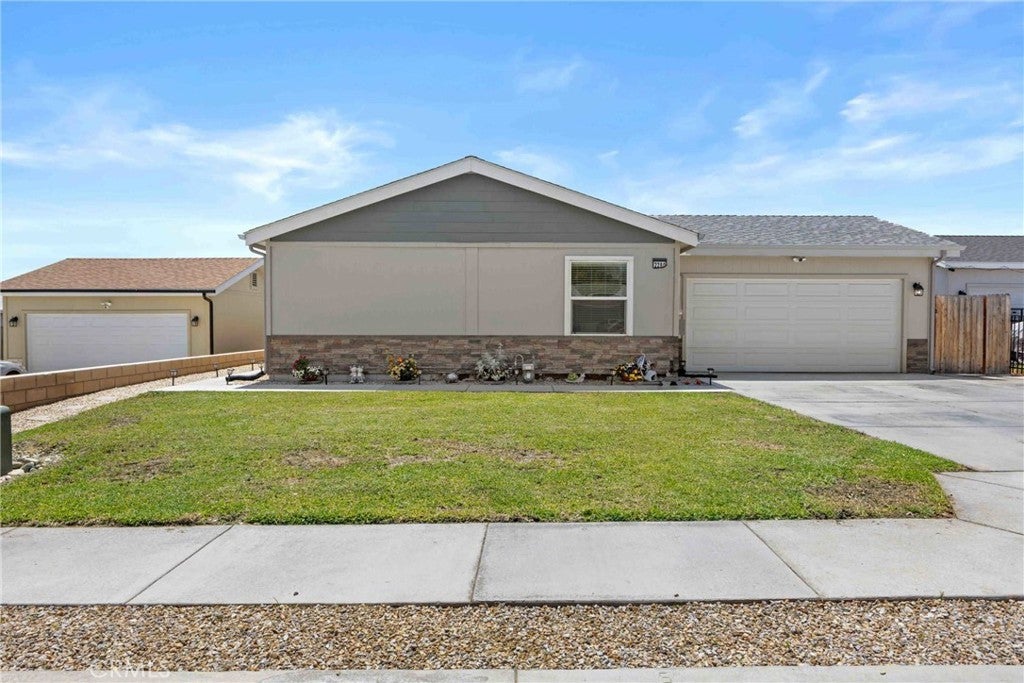 Photo of Listing #CV25104158