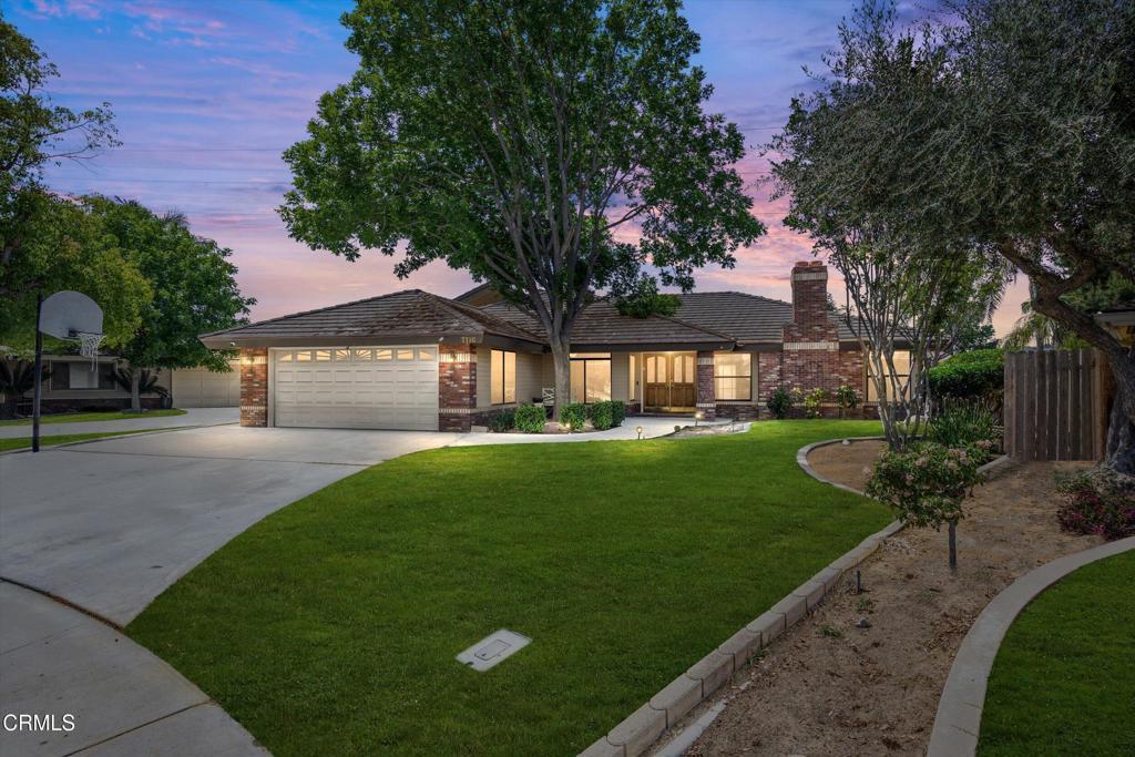 Photo of Listing #V1-29863