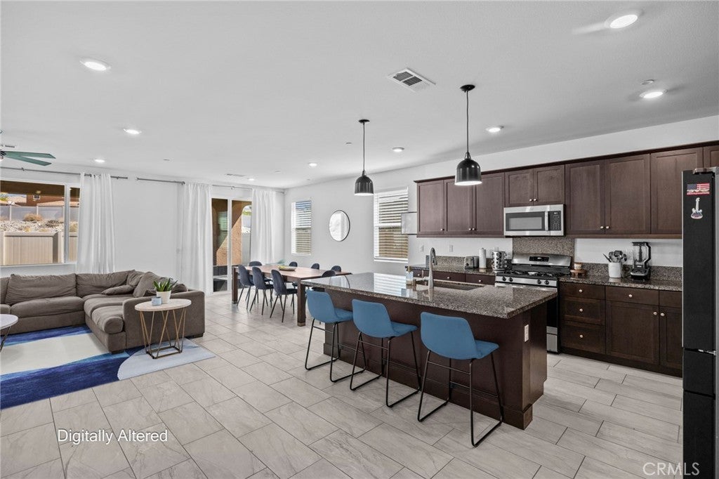 Photo of Listing #IG25104376