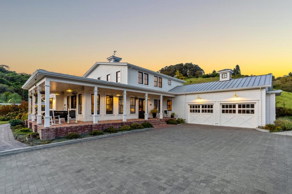 Photo of Listing #ML82006420