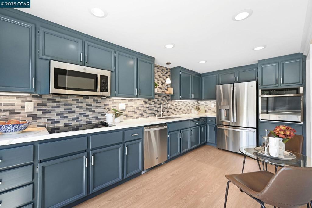 Photo of Listing #41097085