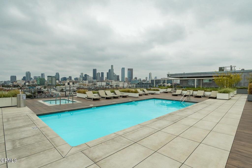 510 Hewitt Street 106, Los Angeles