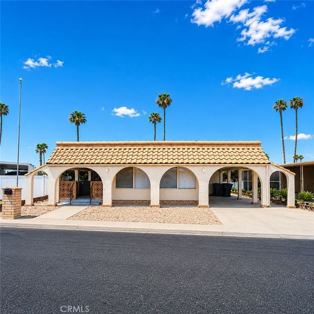 560 Santa Clara Circle, Hemet