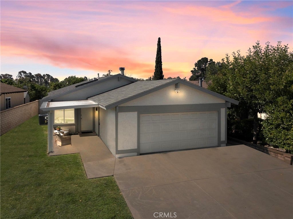 Photo of Listing #OC25102450