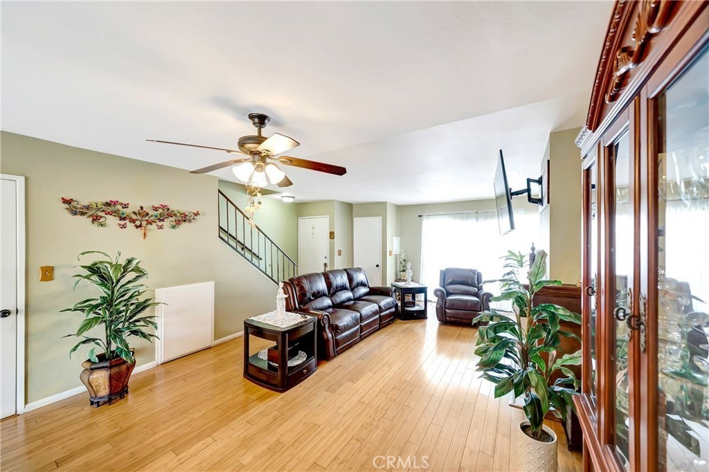 Photo of Listing #SR25107737