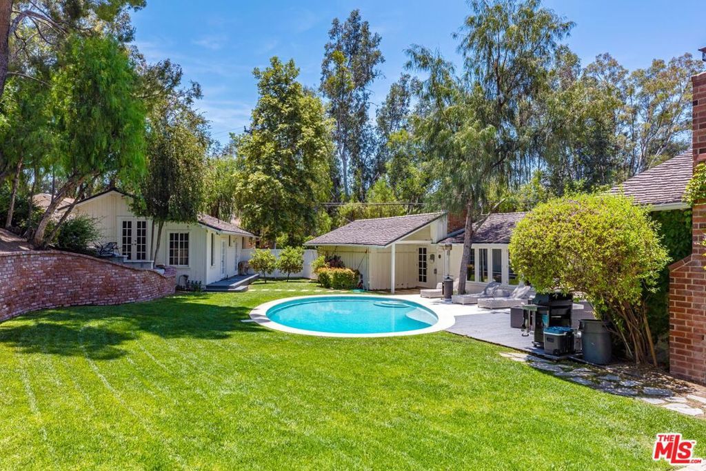 Photo of Listing #25528761