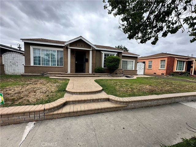 6127 Adenmoor Avenue, Lakewood