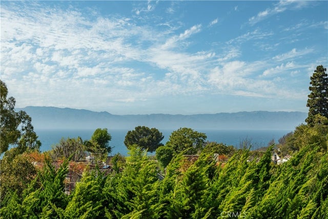 1737 Via Boronada, Palos Verdes Estates.