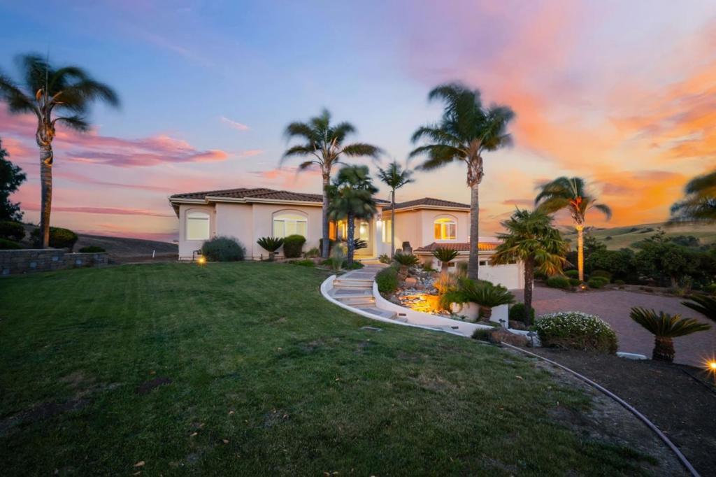 Photo of Listing #ML82002193