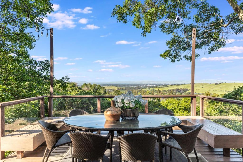 Photo of Listing #ML82007317