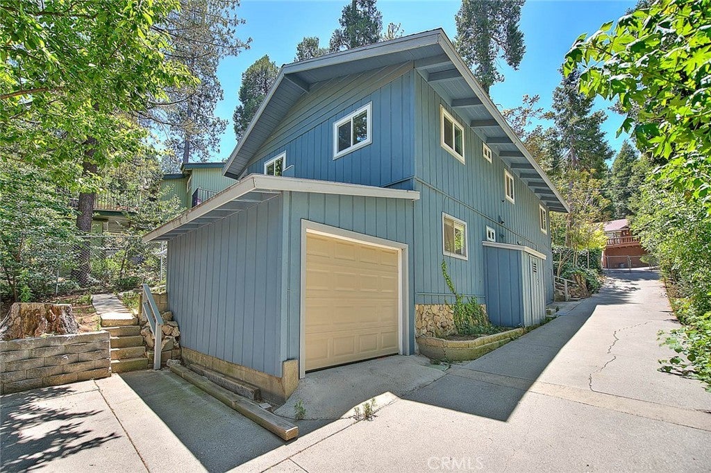 771 Woodland Road, Crestline