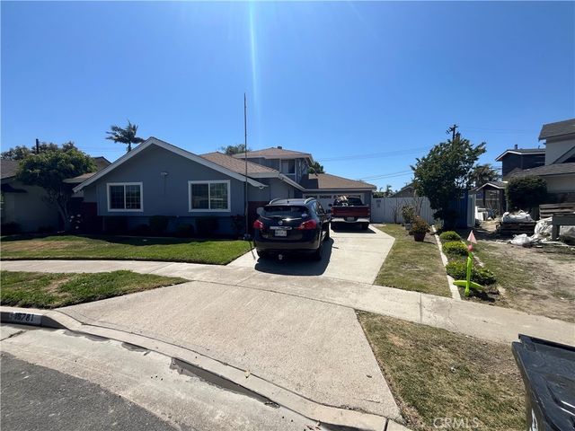 16781 Scotsdale Circle, Huntington Beach