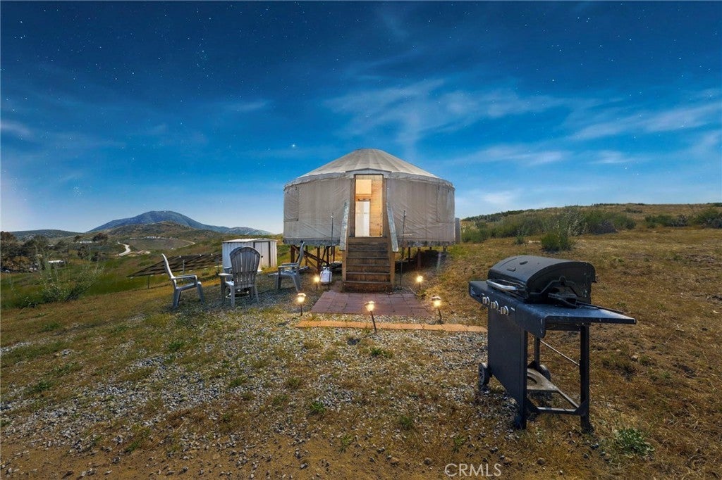 32955 Buckskin Road, Temecula