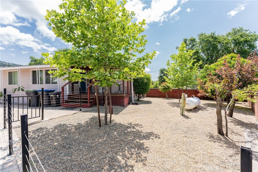 Photo of Listing #LC25112139