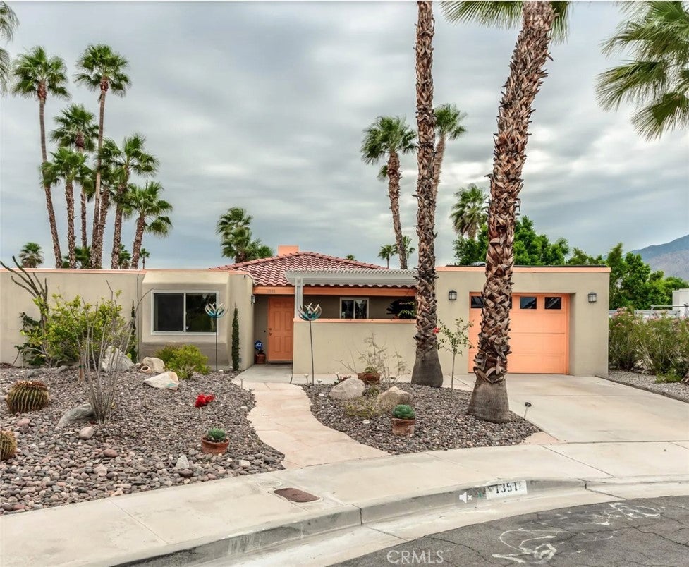 1351 Gem Circle, Palm Springs