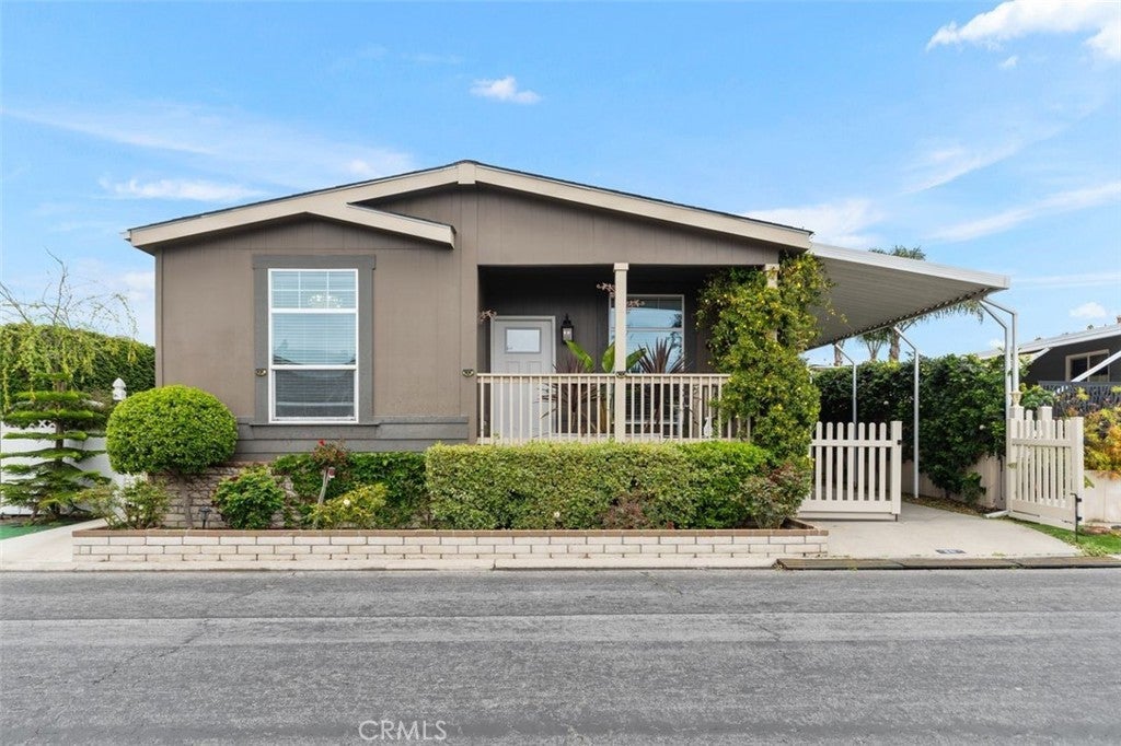 Photo of Listing #PV25114830