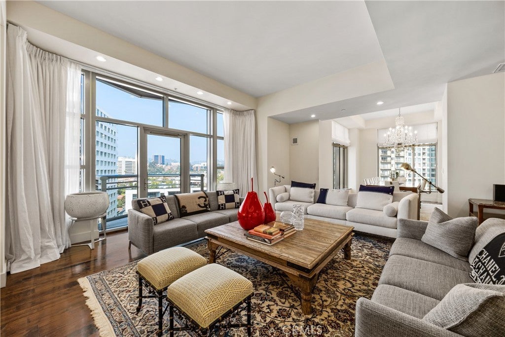 Photo of Listing #PW25114364