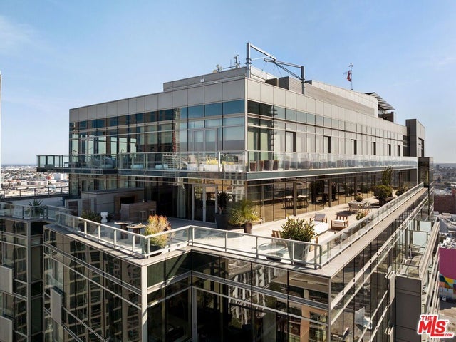 1155 S Grand Avenue # 2204, Los Angeles